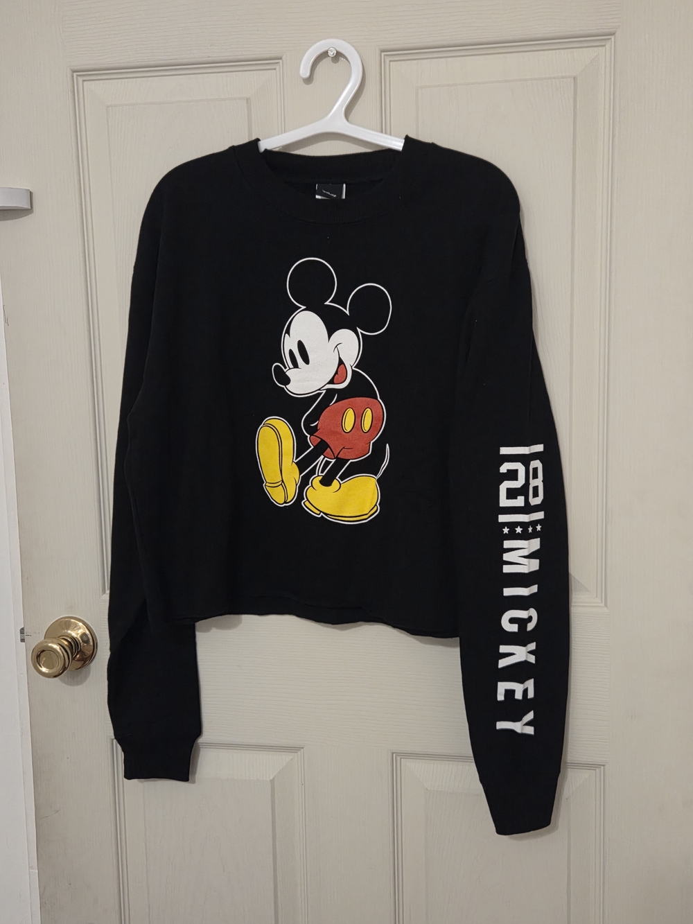 Women's Black Cropped Graphic Sleeve Pullover - Picture 3 of 6